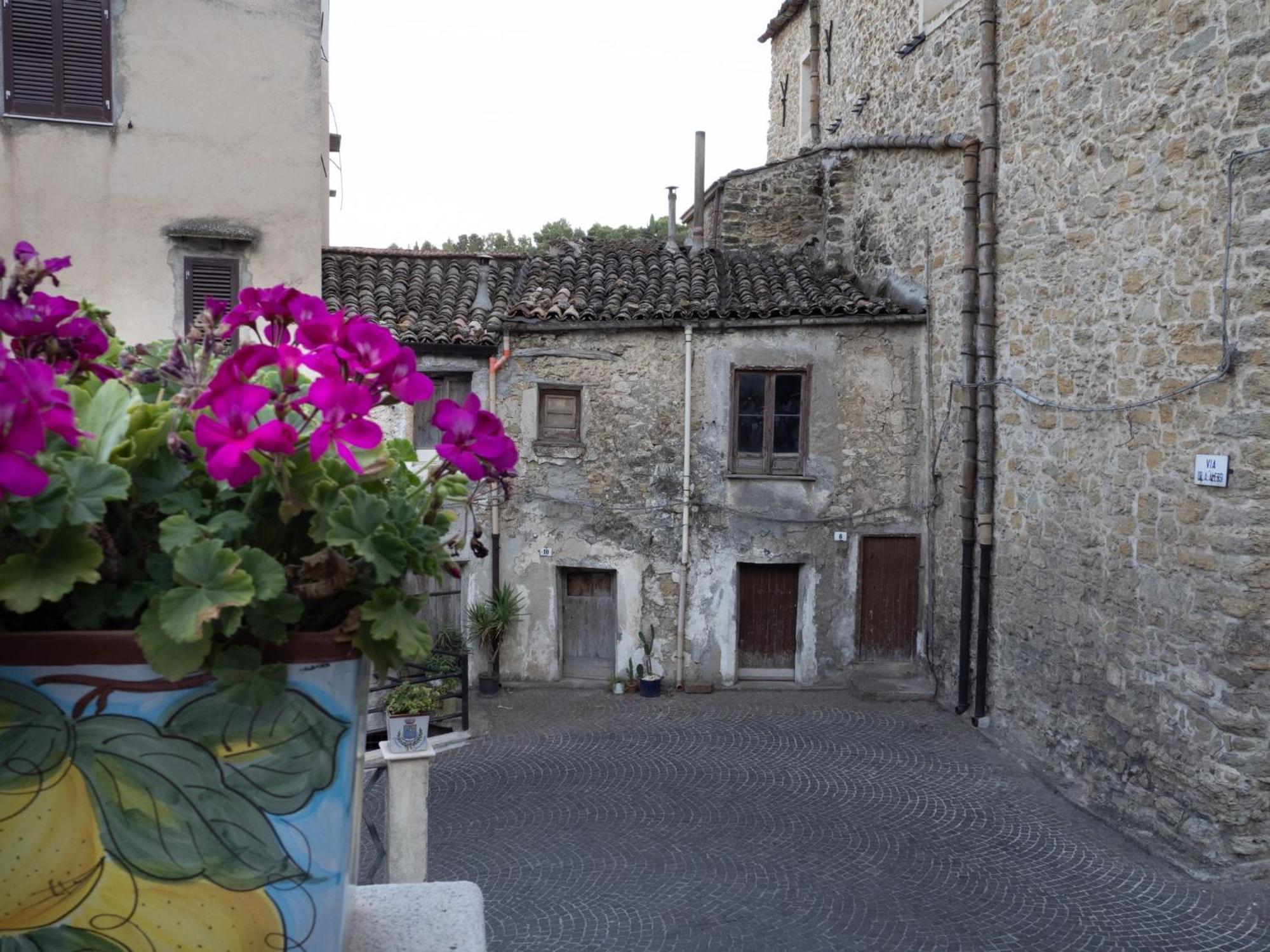 La Casa Della Nonna Apartamento Cammarata Exterior foto