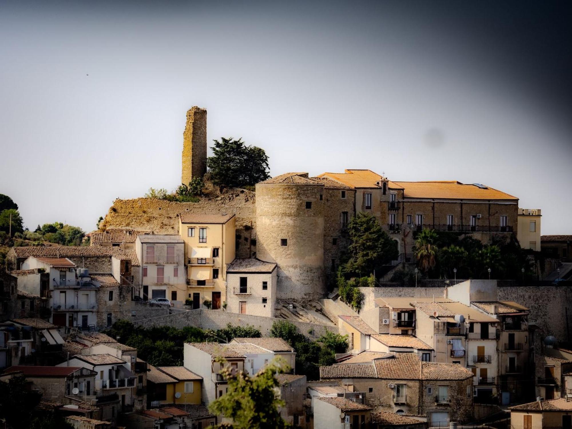 La Casa Della Nonna Apartamento Cammarata Exterior foto